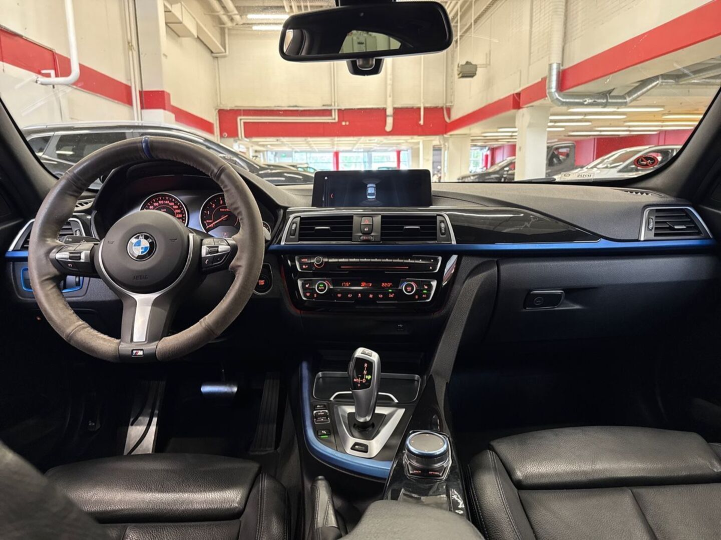 BMW 330 30