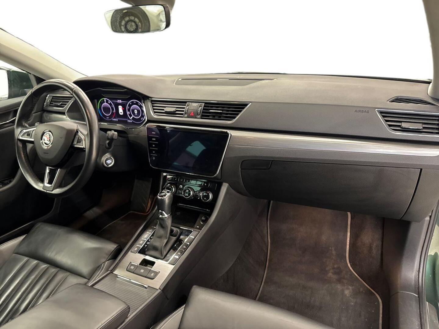 SKODA Superb 2020