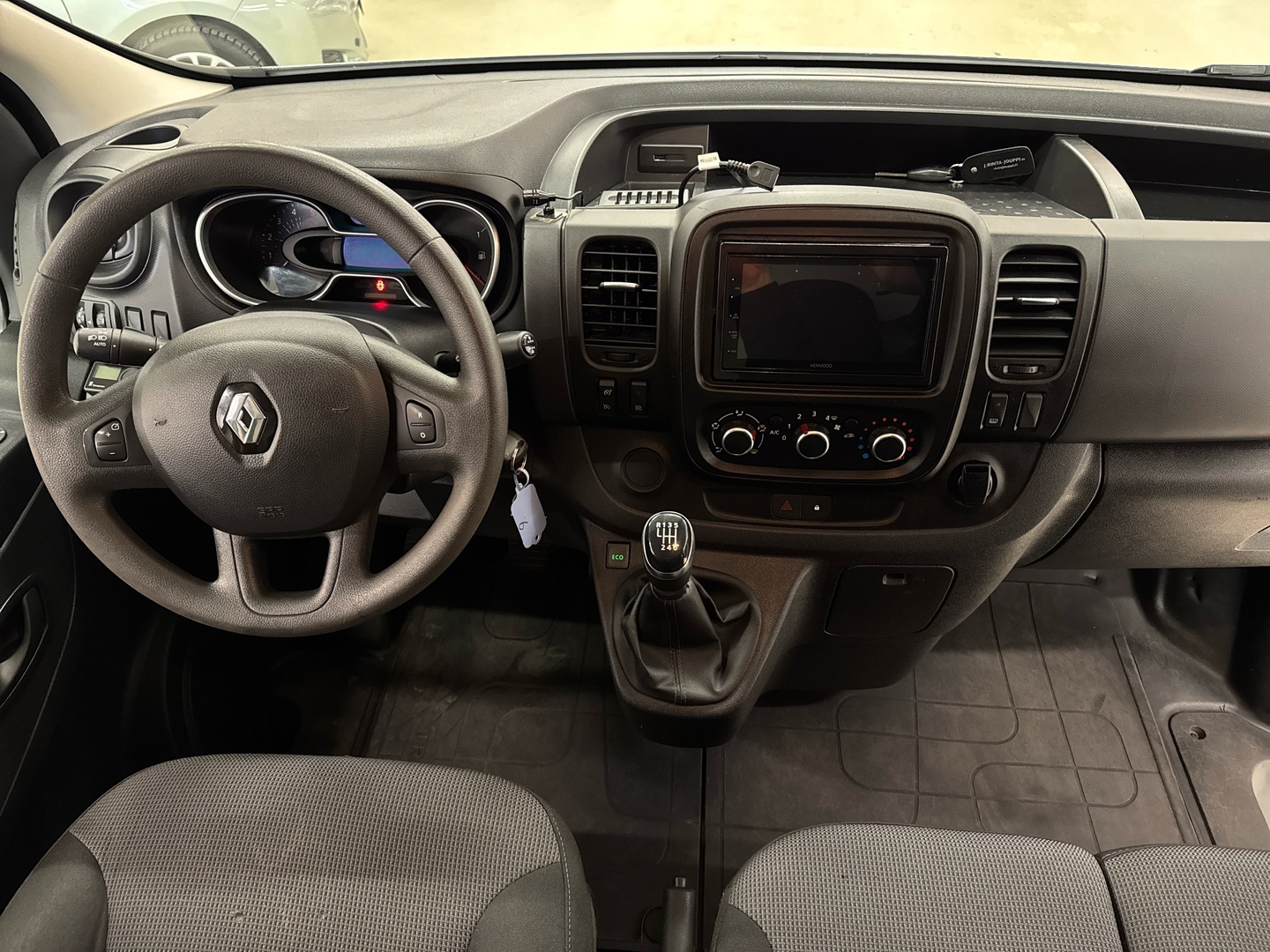RENAULT Trafic 2020