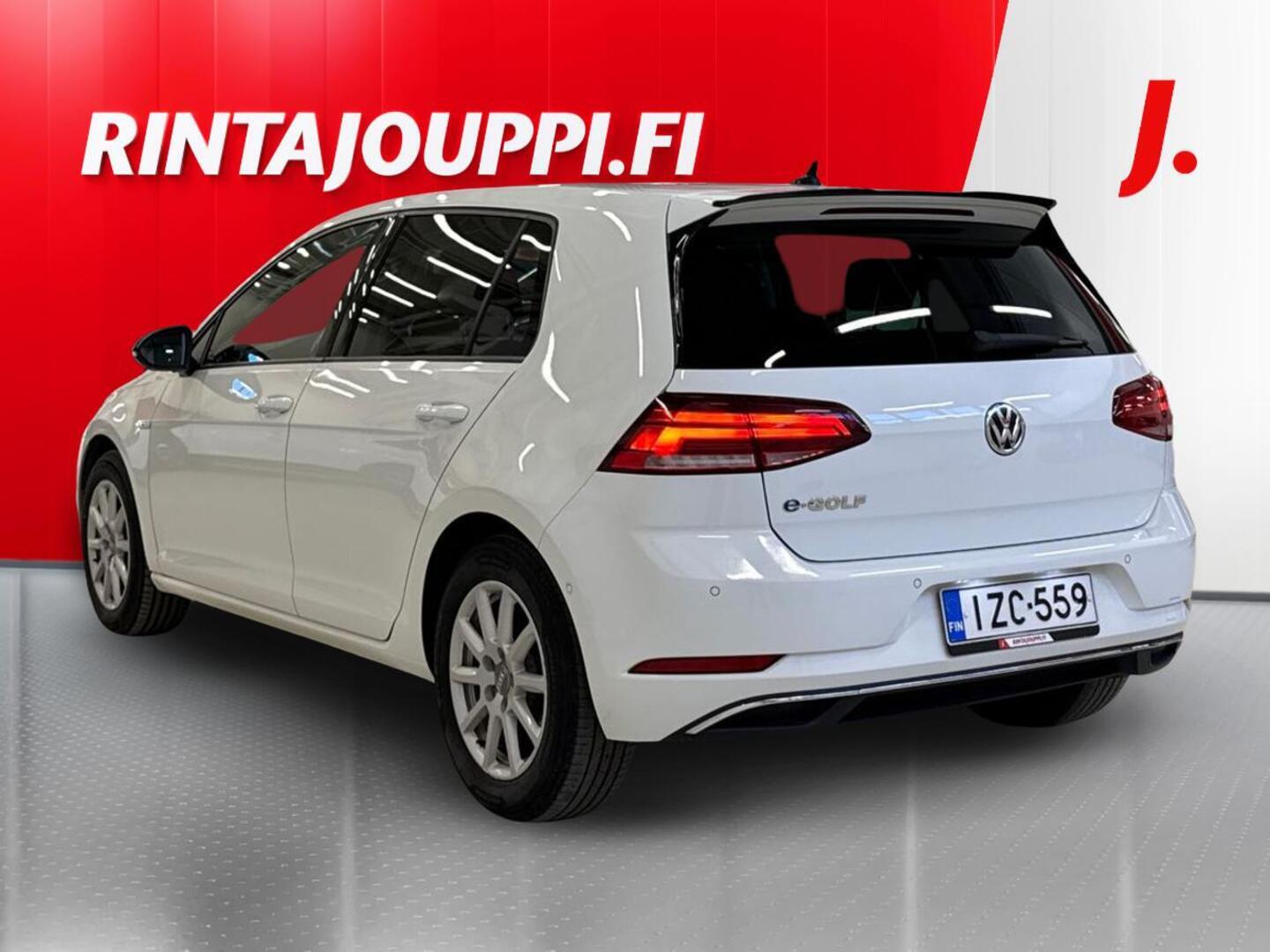 VOLKSWAGEN Golf 2018