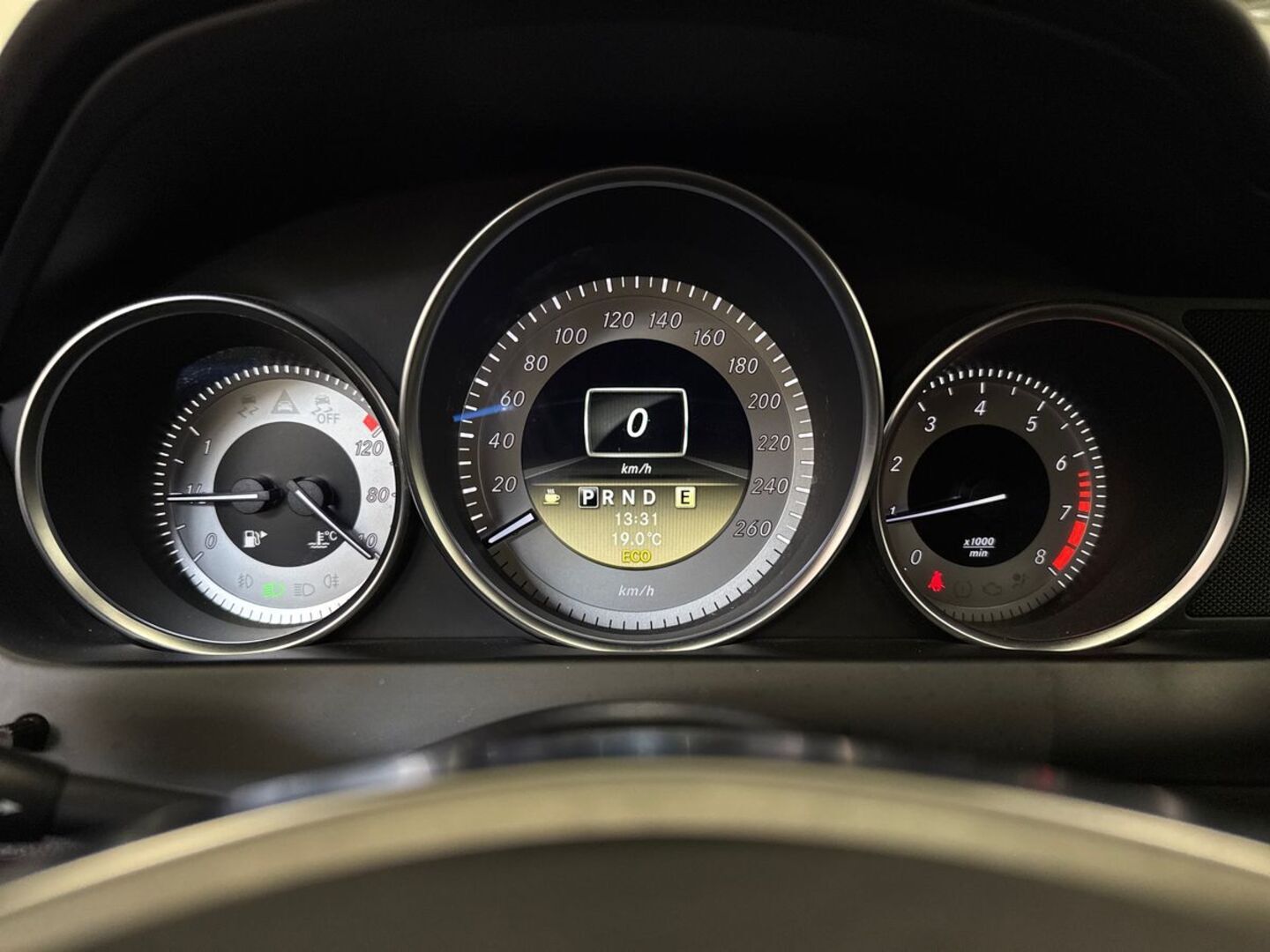 MERCEDES-BENZ C 2012