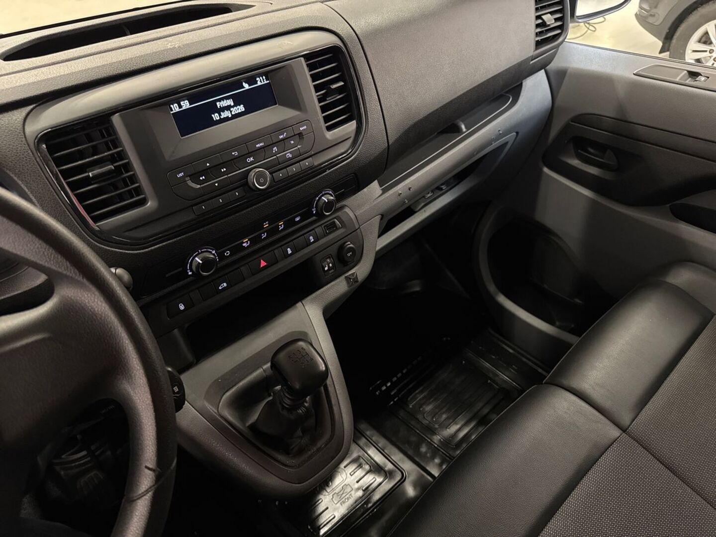 TOYOTA Proace 2021