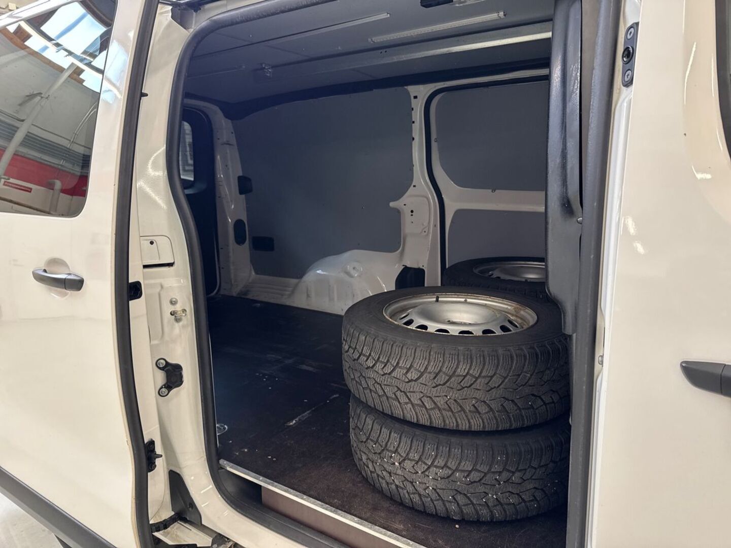 TOYOTA Proace 2021