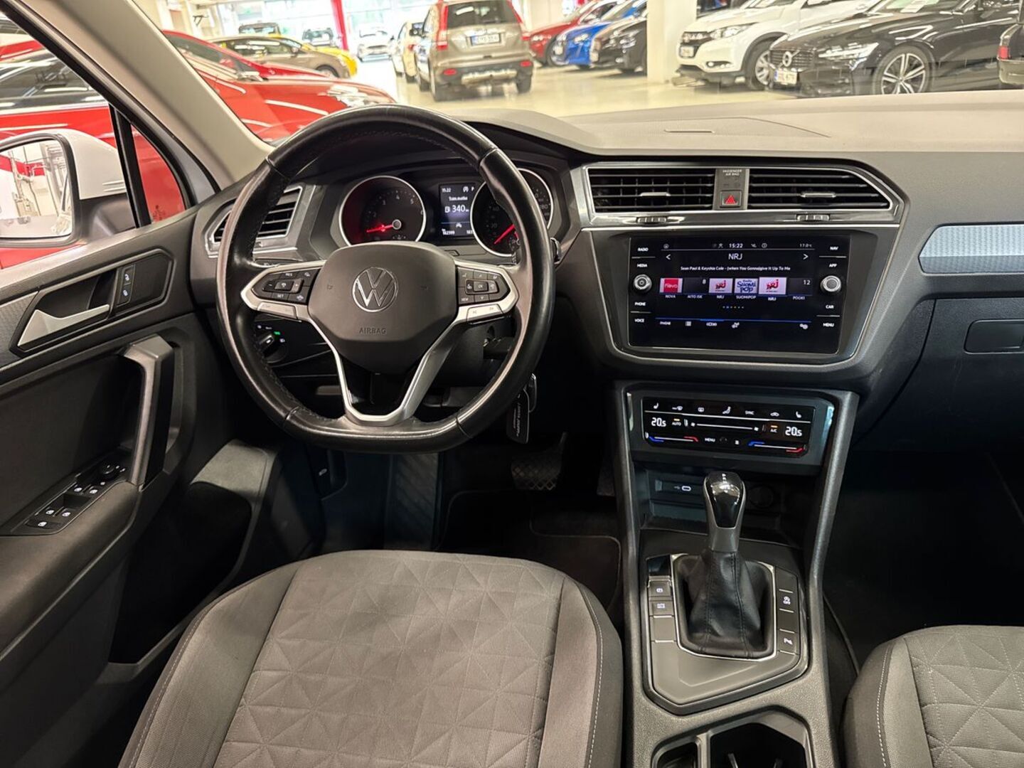 VOLKSWAGEN Tiguan 2021