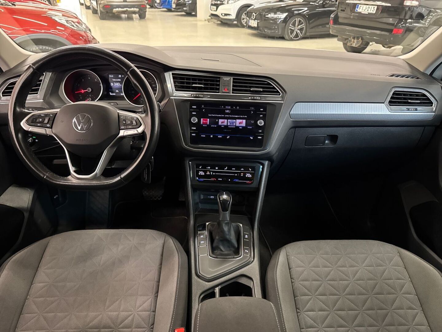 VOLKSWAGEN Tiguan 2021