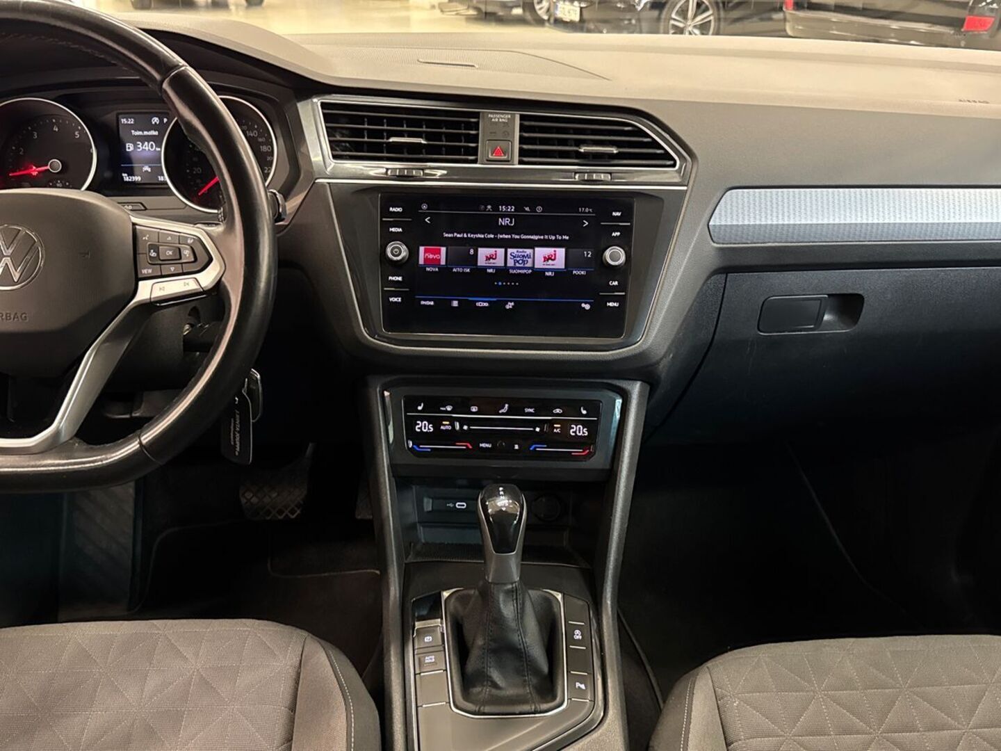 VOLKSWAGEN Tiguan 2021