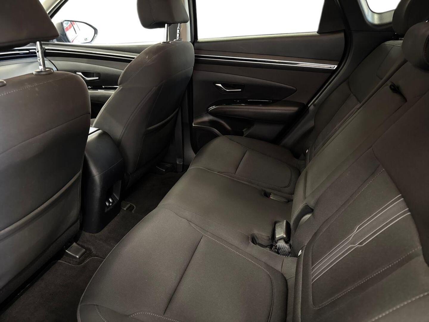 HYUNDAI Tucson 10
