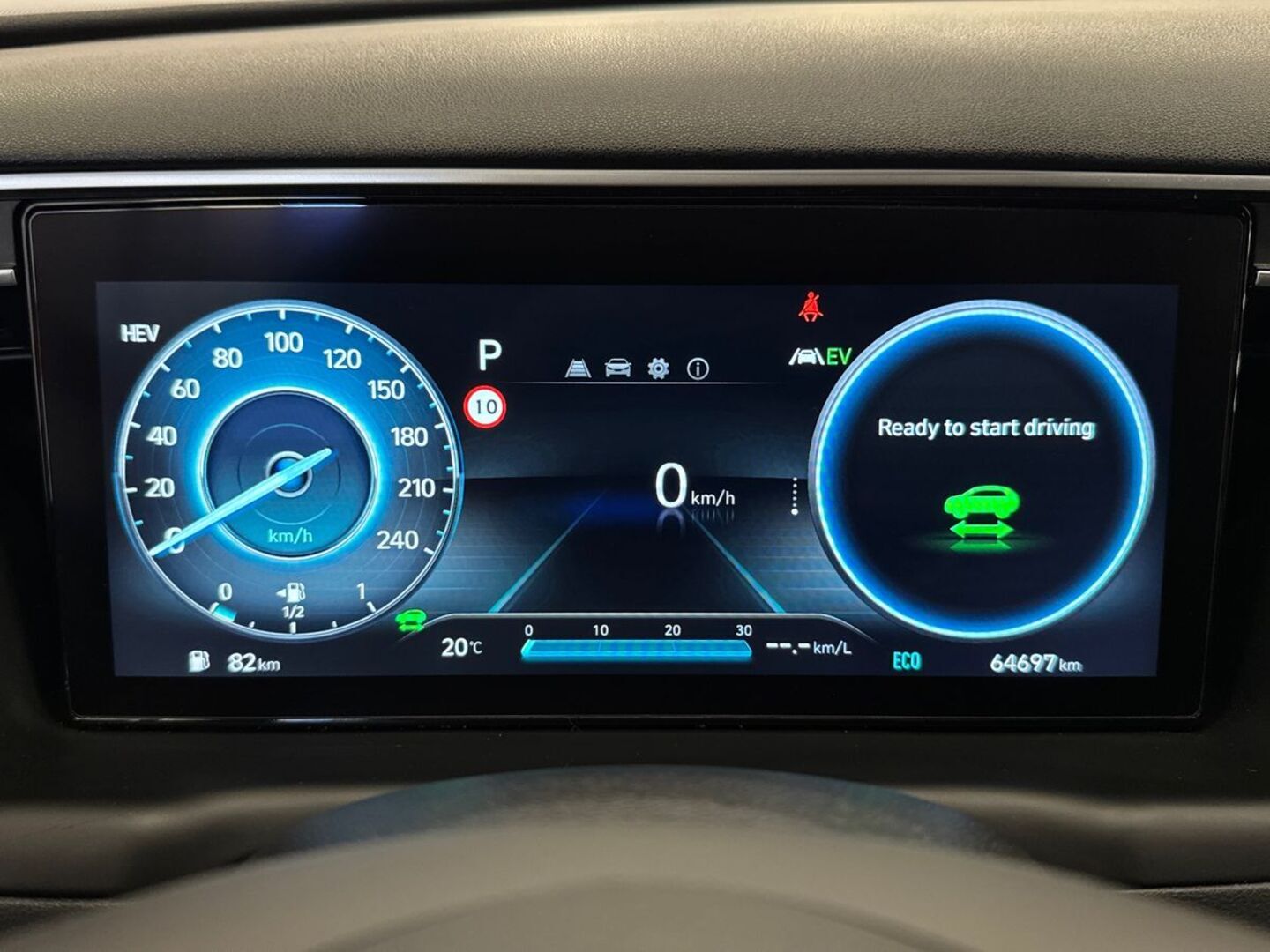 HYUNDAI Tucson 18