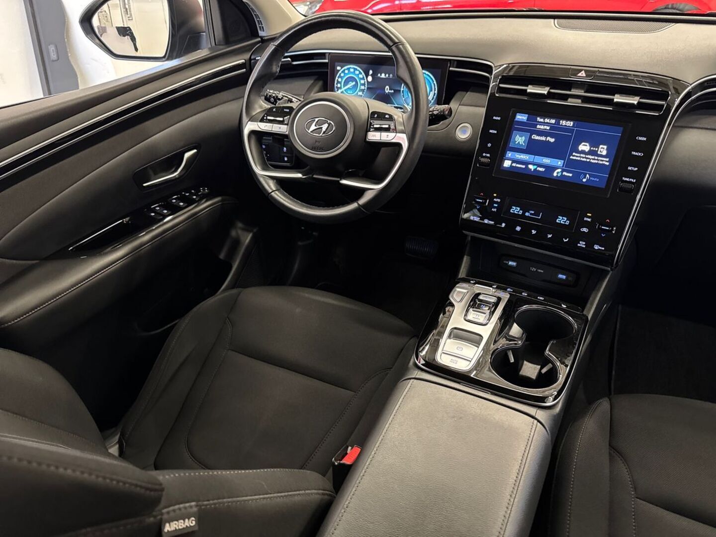 HYUNDAI Tucson 28