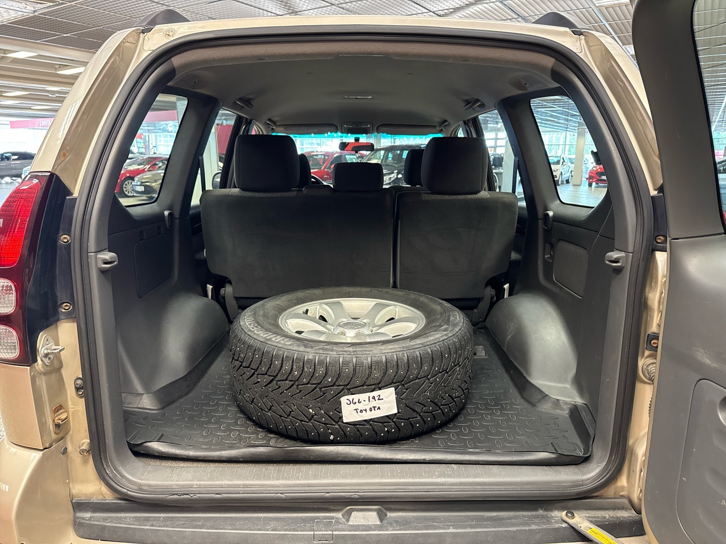 TOYOTA Land Cruiser 2006