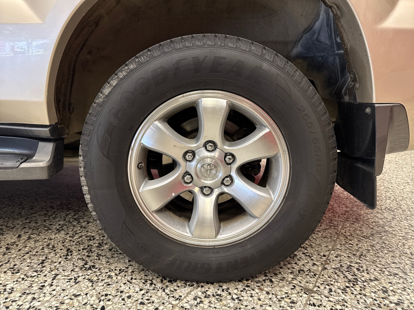 TOYOTA Land Cruiser 2006