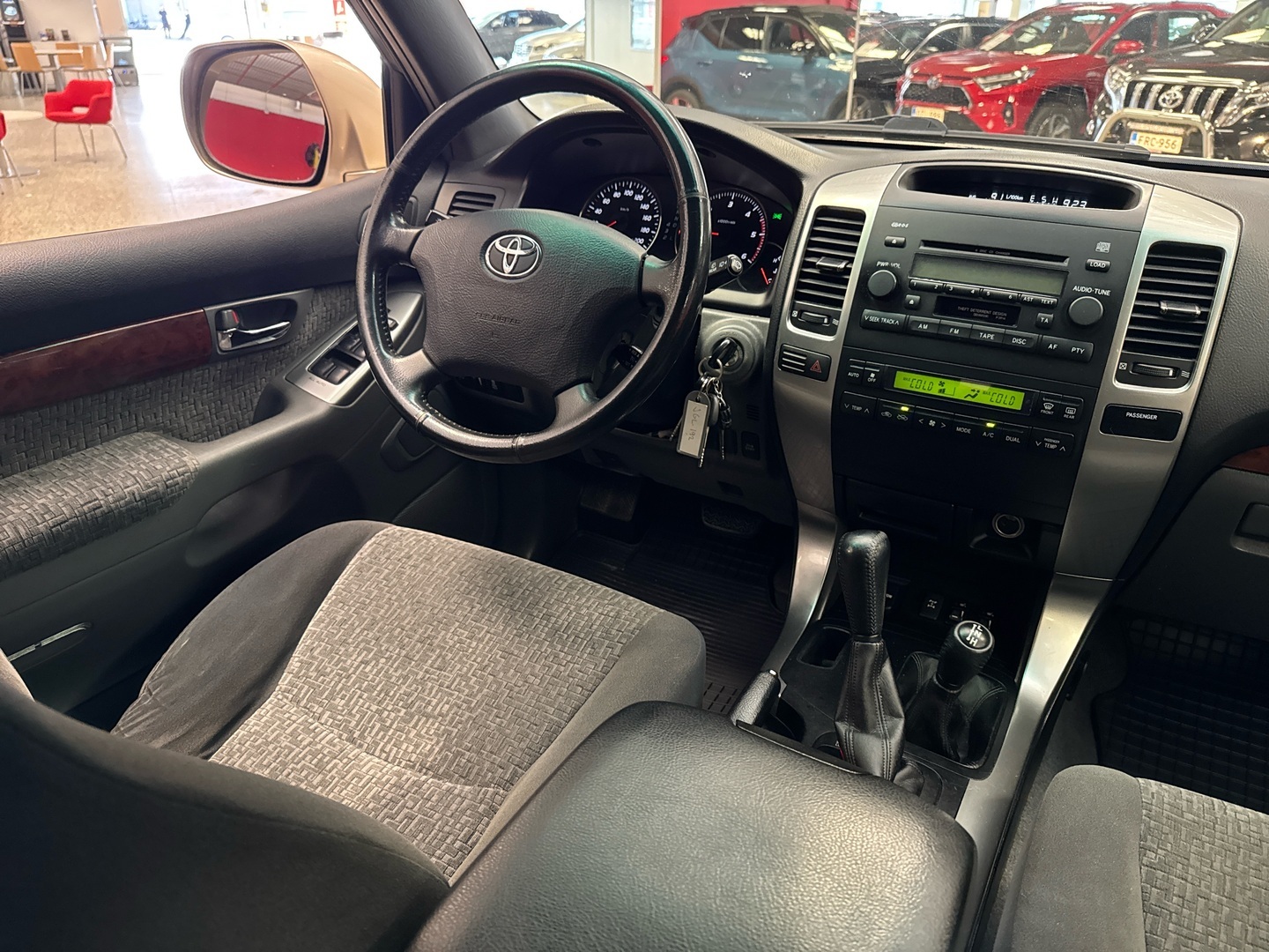 TOYOTA Land Cruiser 2006