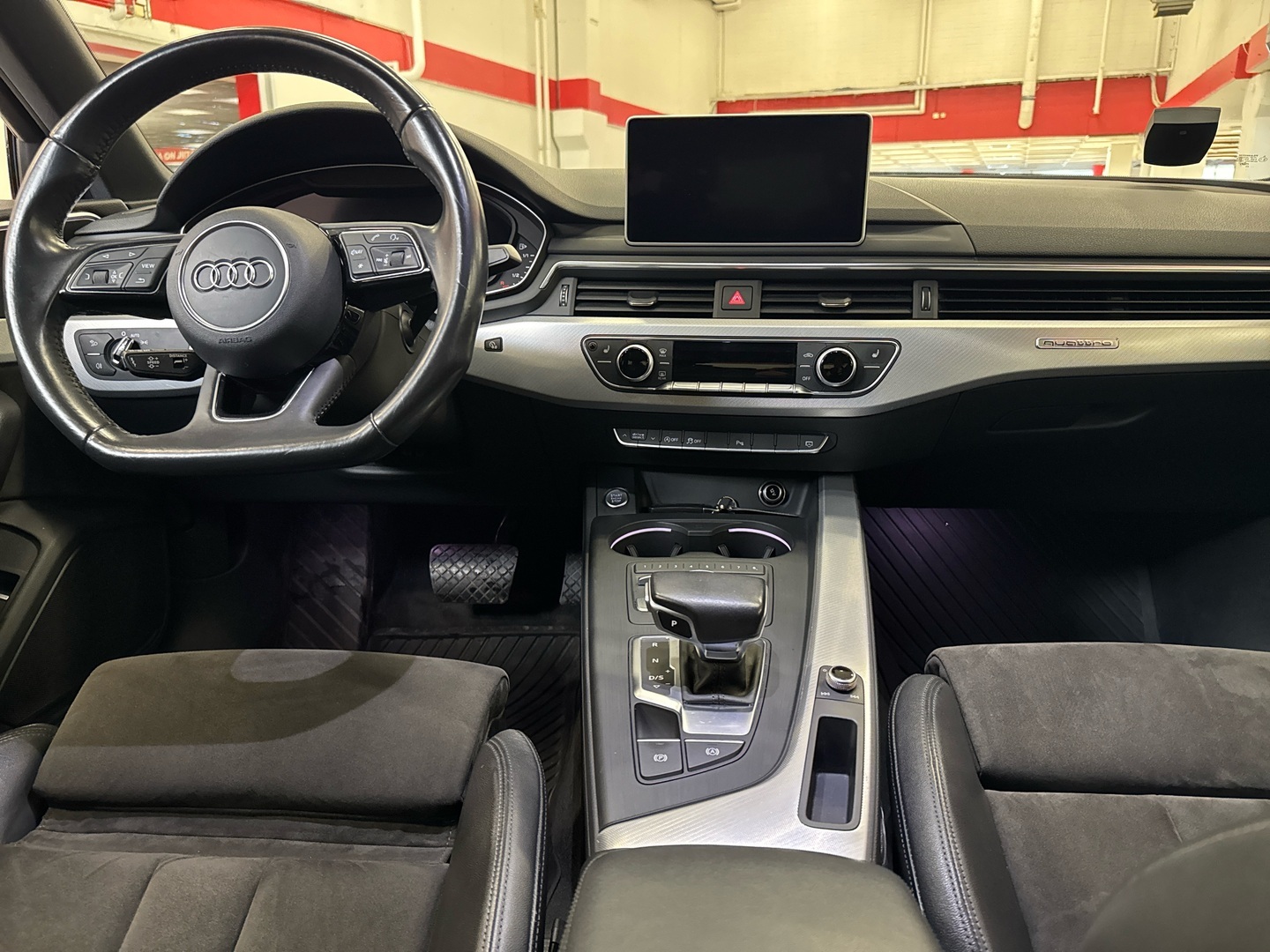 AUDI A4 2016