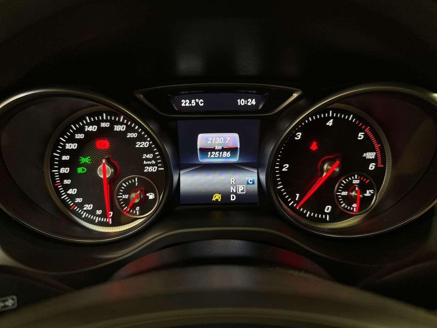 MERCEDES-BENZ CLA 18