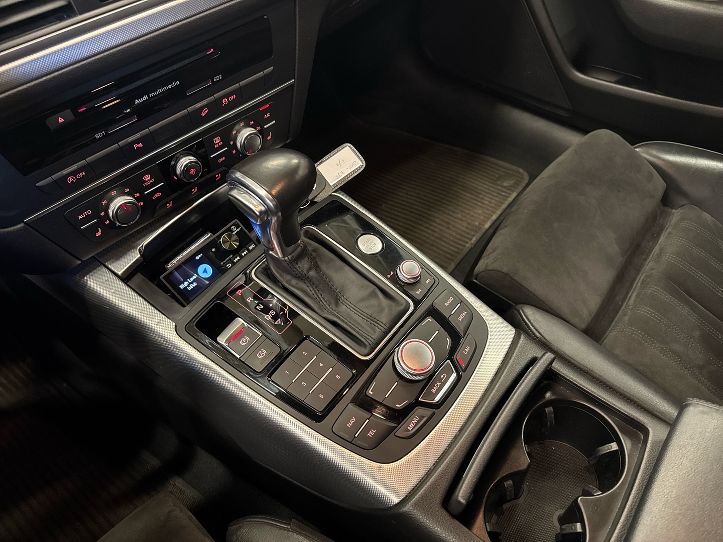 AUDI A6 allroad quattro 2014