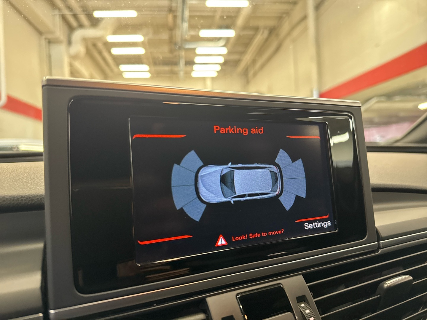 AUDI A6 allroad quattro 2014