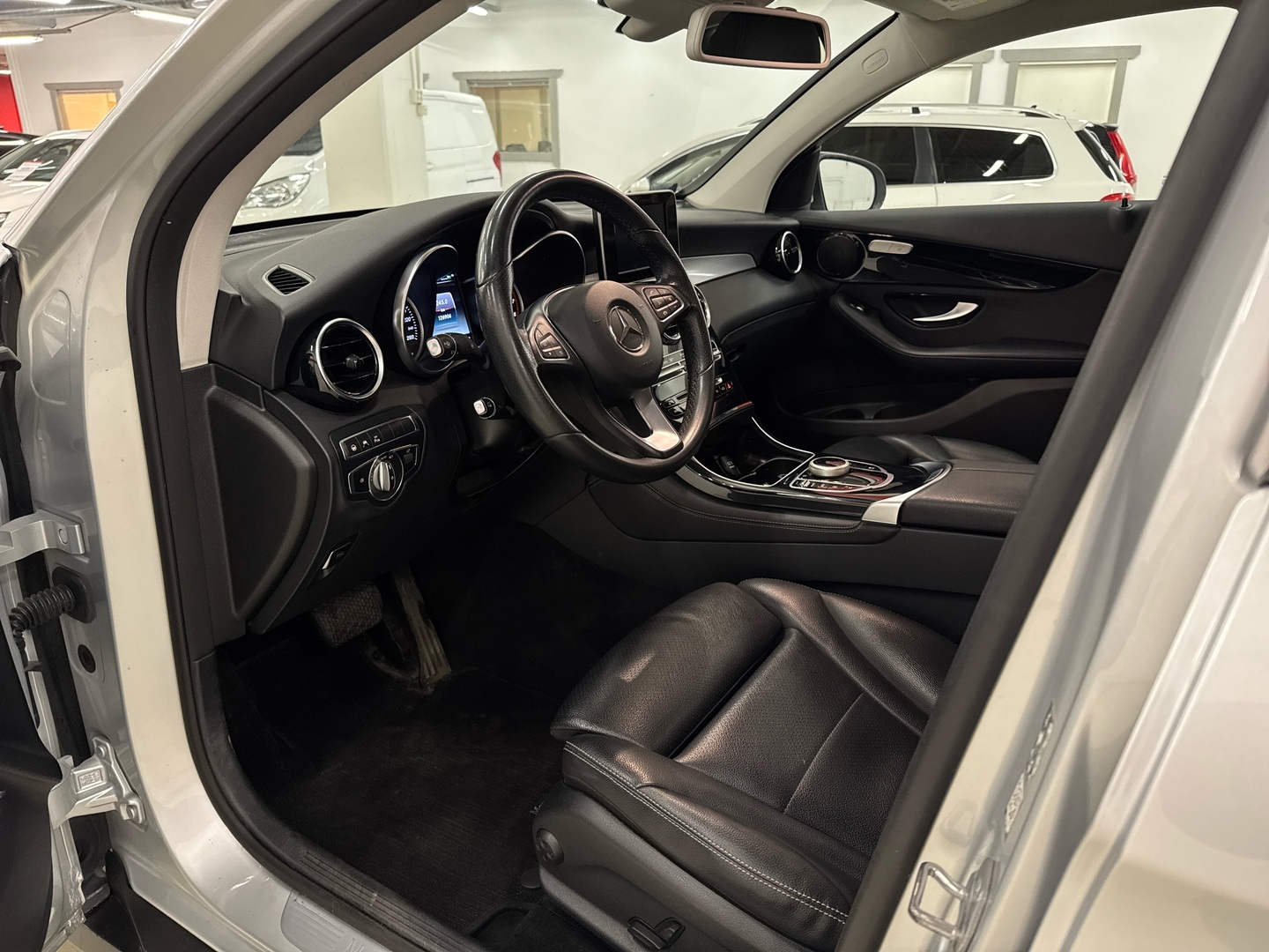 MERCEDES-BENZ GLC 2018