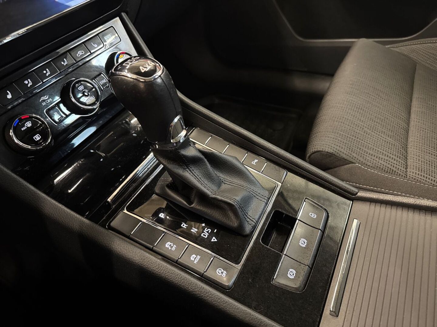 SKODA Superb 2018