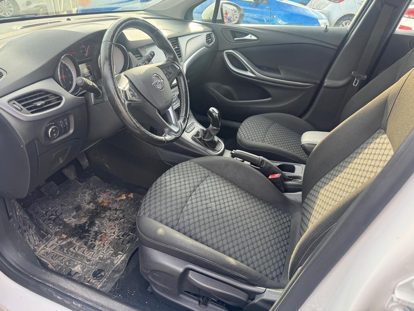 OPEL Astra 2019