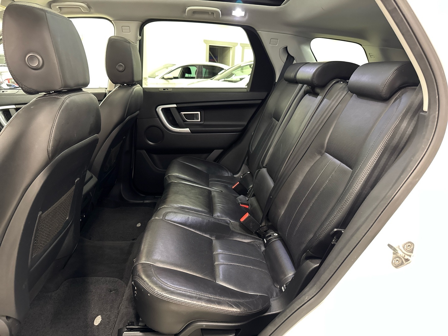 LAND ROVER Discovery 2015