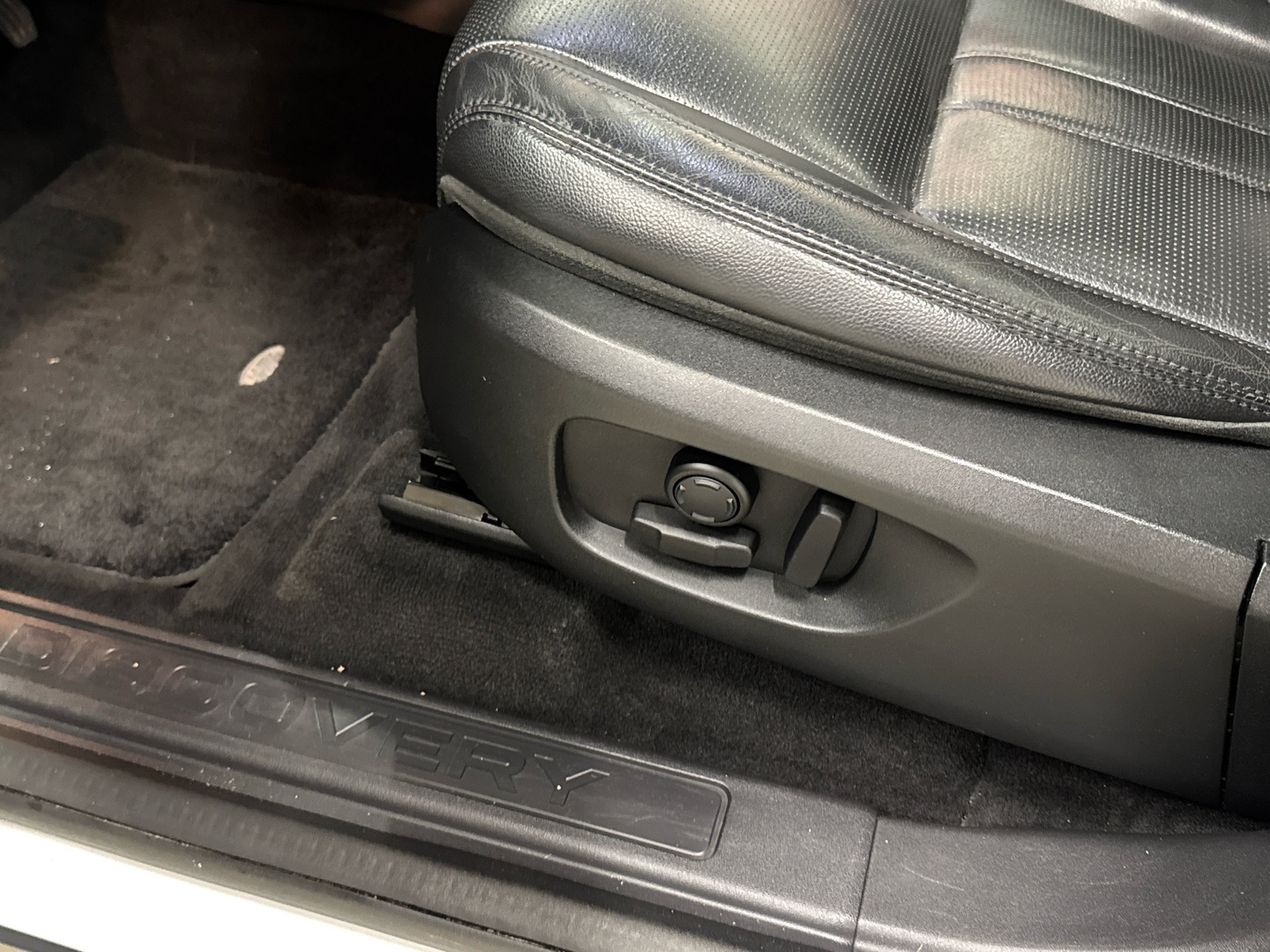 LAND ROVER Discovery 2015