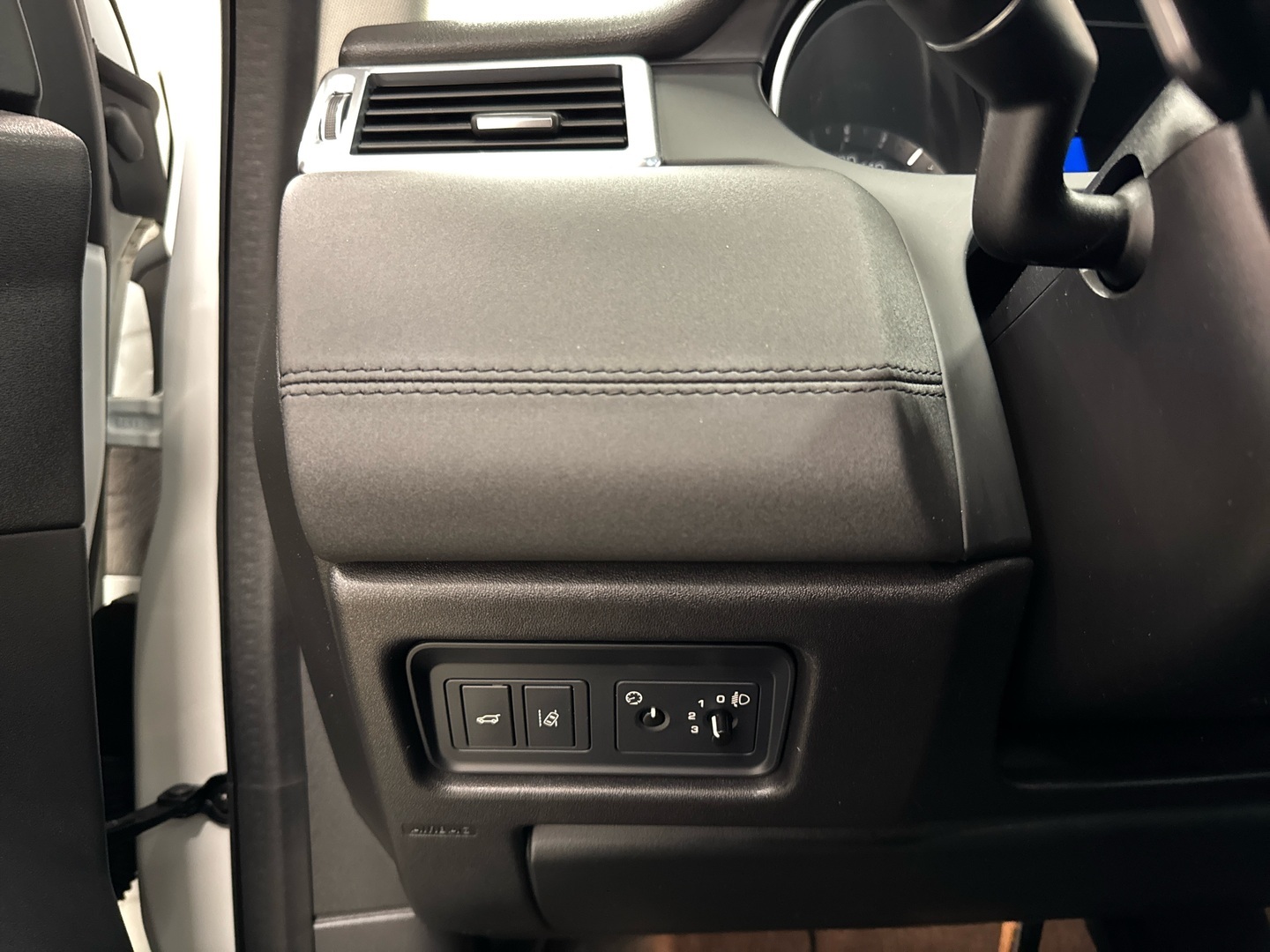 LAND ROVER Discovery 2015