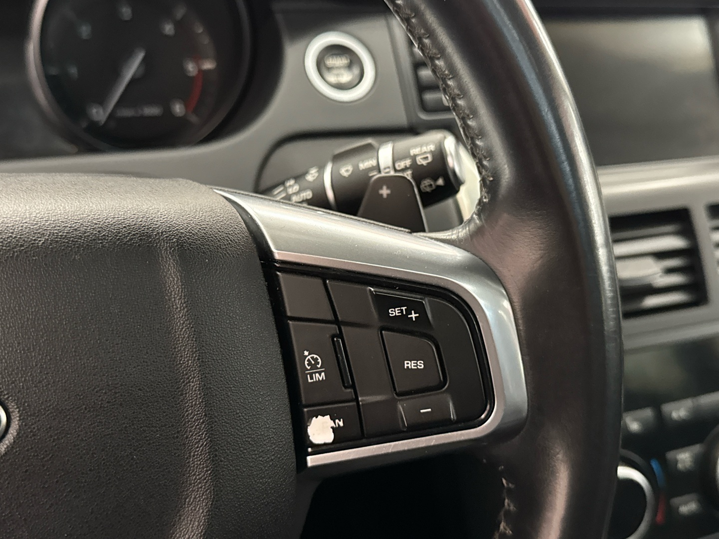 LAND ROVER Discovery 2015