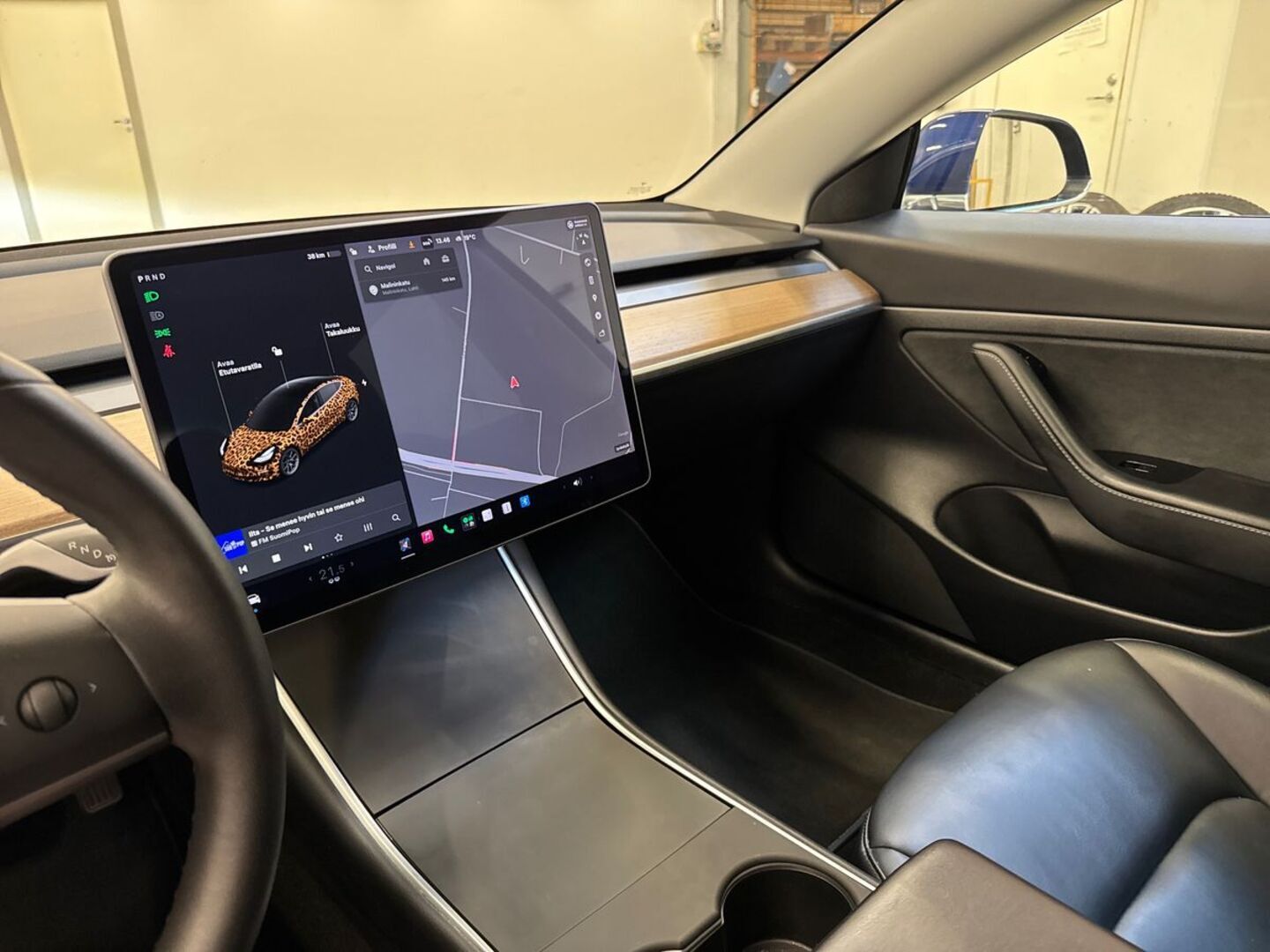 TESLA Model 3 2020