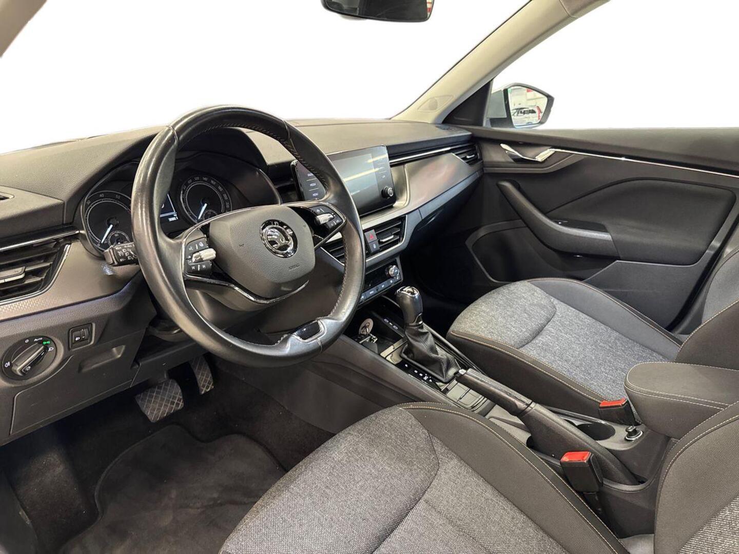 SKODA Kamiq 2021
