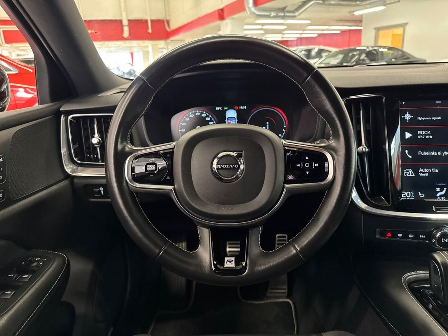 VOLVO V60 2020