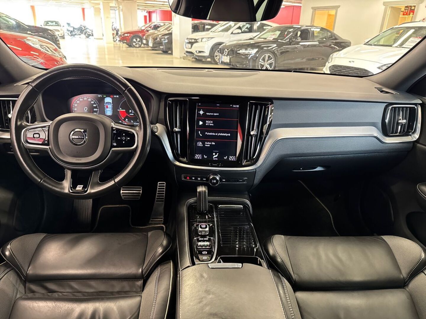VOLVO V60 2020