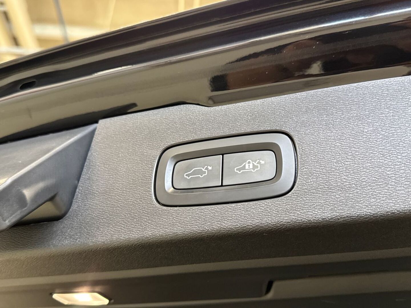 VOLVO V60 2020