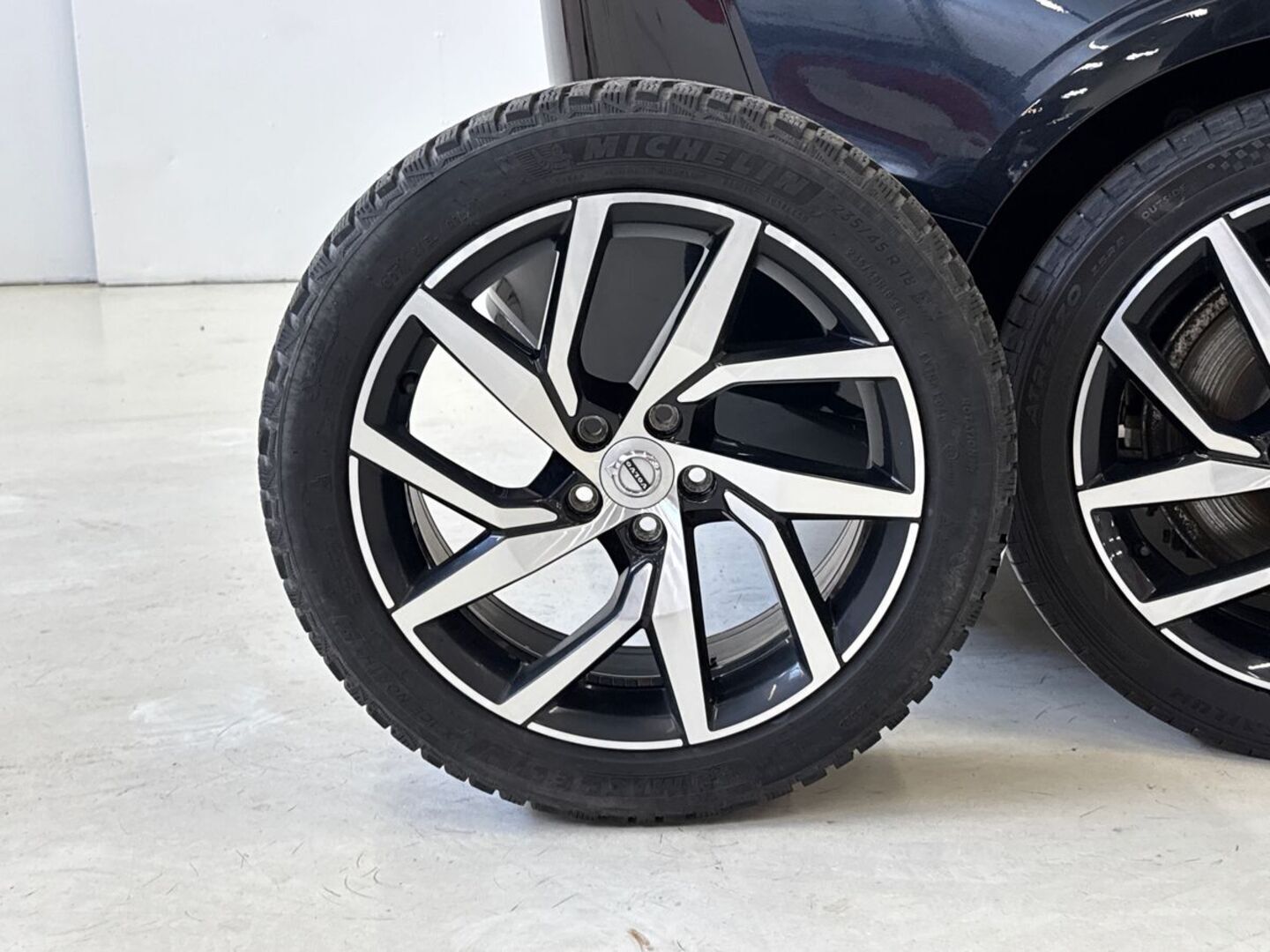 VOLVO V60 2020