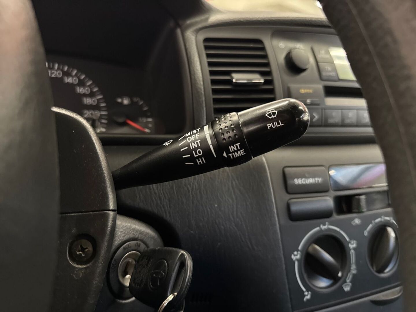TOYOTA Corolla 2003