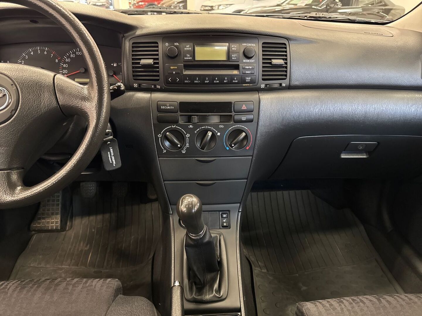TOYOTA Corolla 2003
