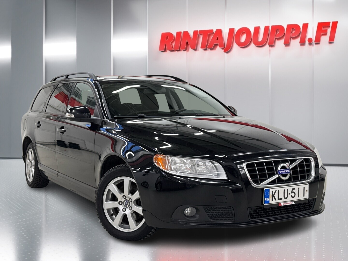 VOLVO V70 2011