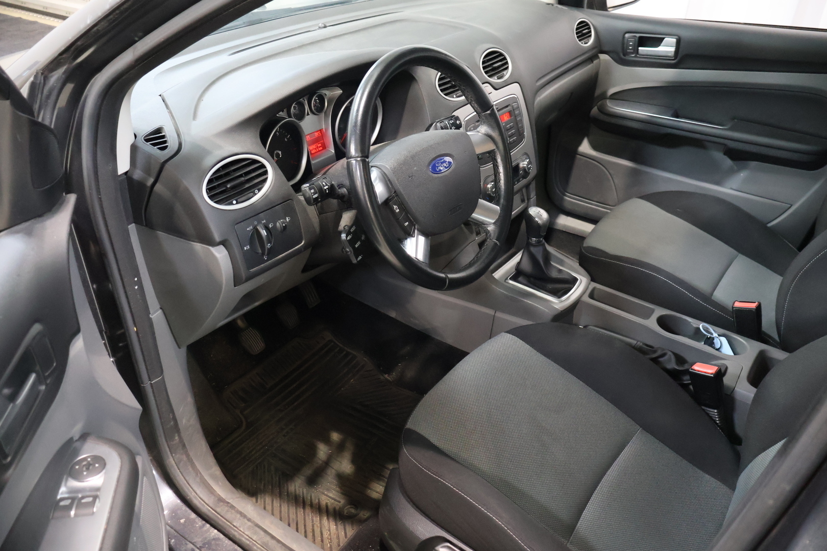FORD Focus 2010