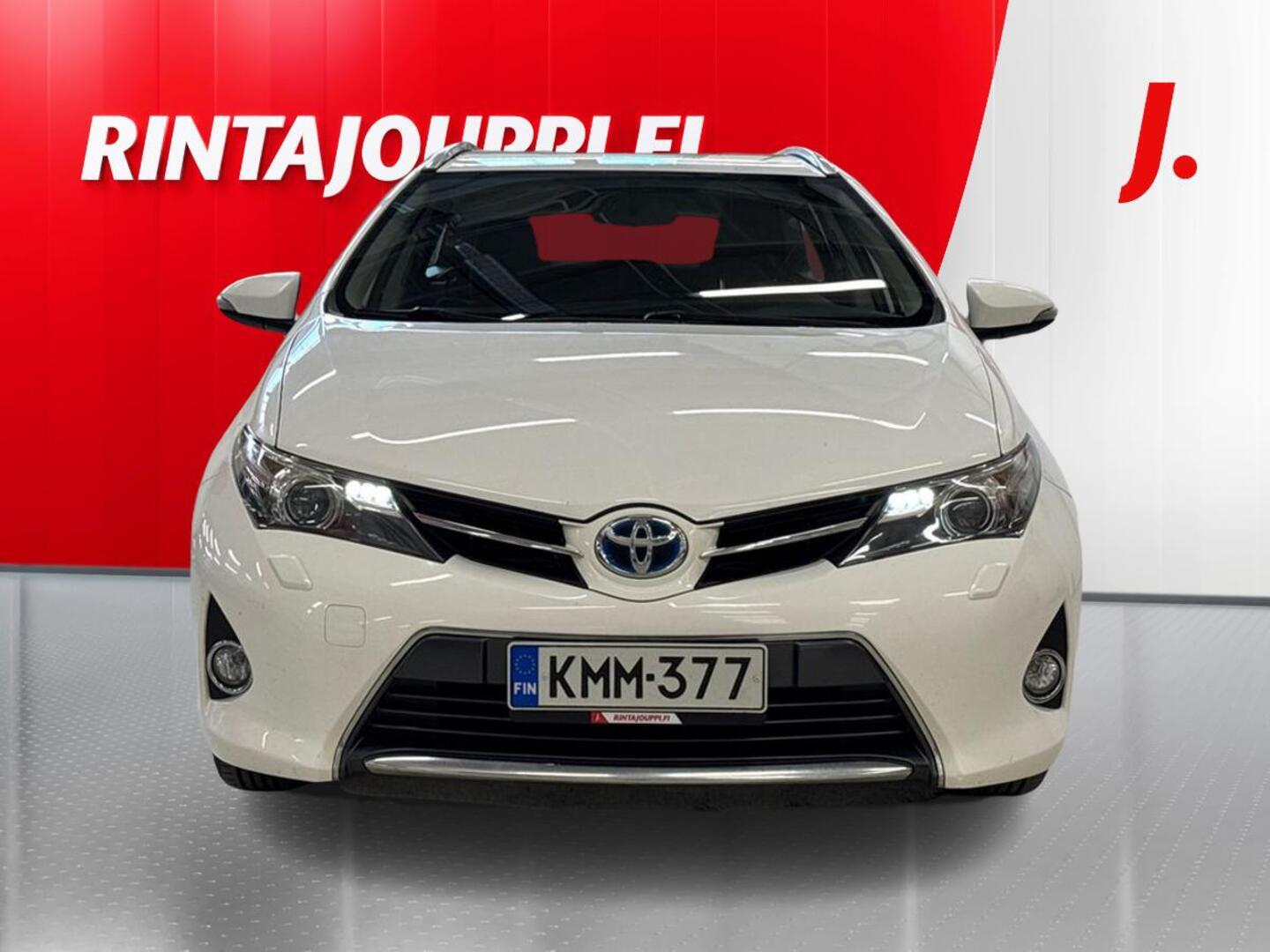 TOYOTA Auris 2014