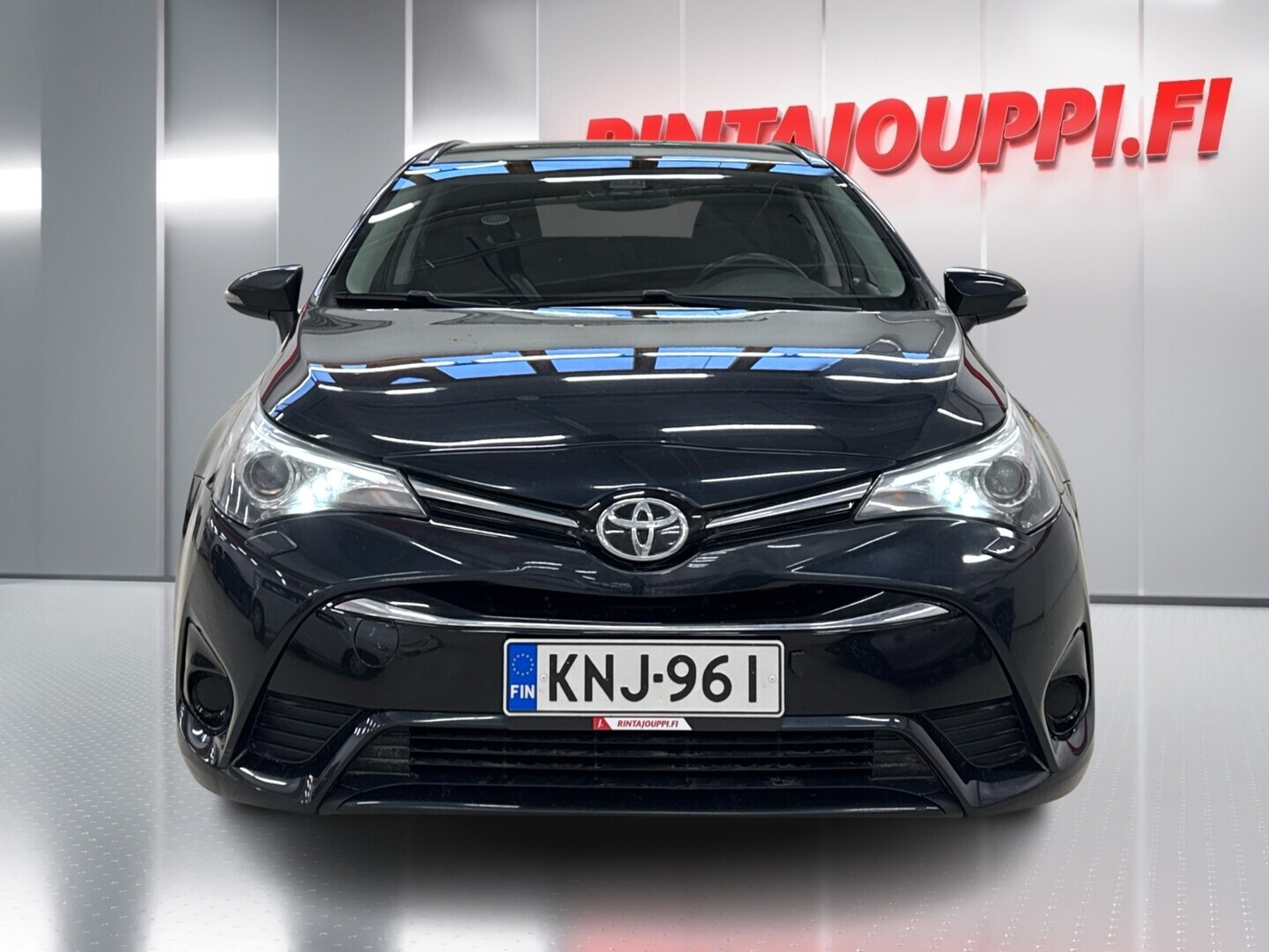 TOYOTA Avensis 2016