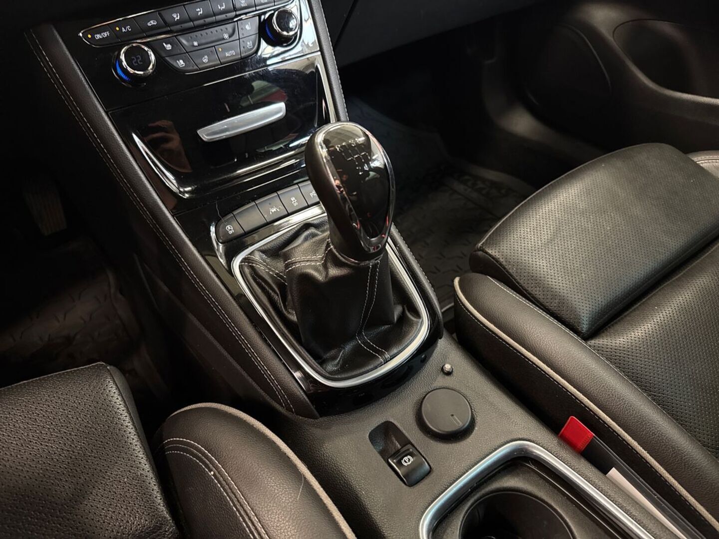 OPEL Astra 2016