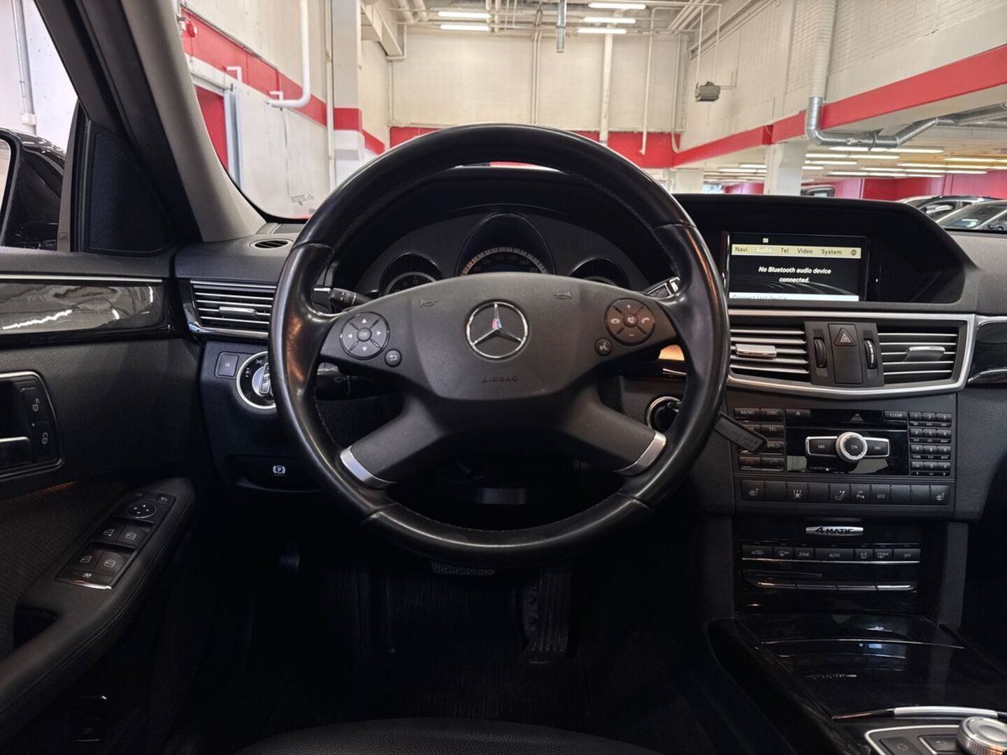 MERCEDES-BENZ E 2012