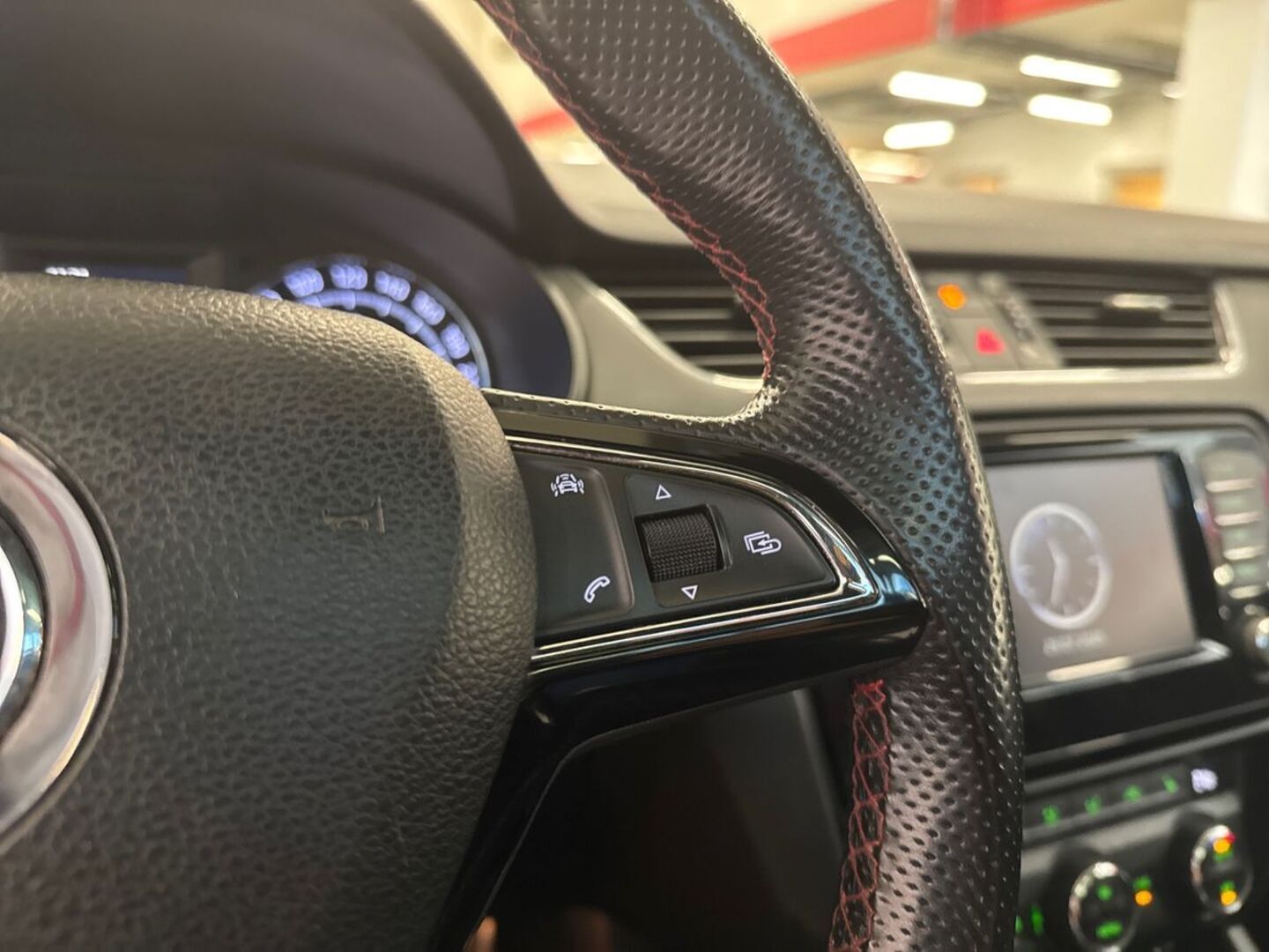 SKODA Octavia 2016