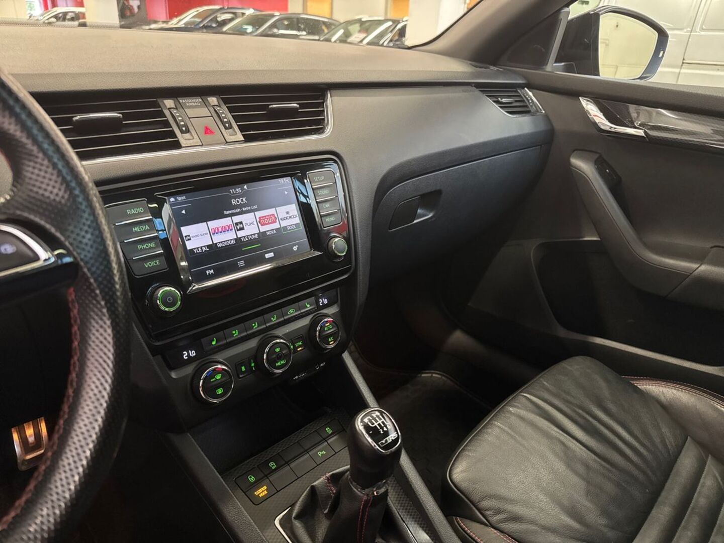 SKODA Octavia 2016