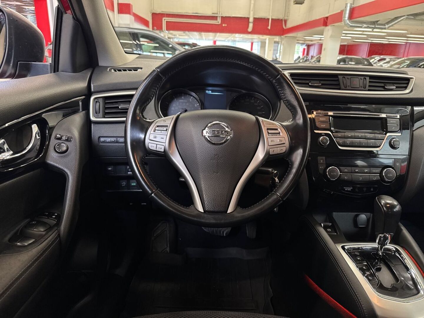 NISSAN Qashqai 2017