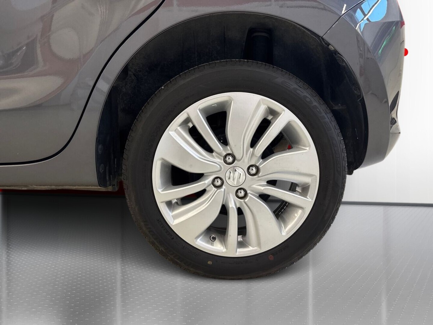SUZUKI Swift 2017