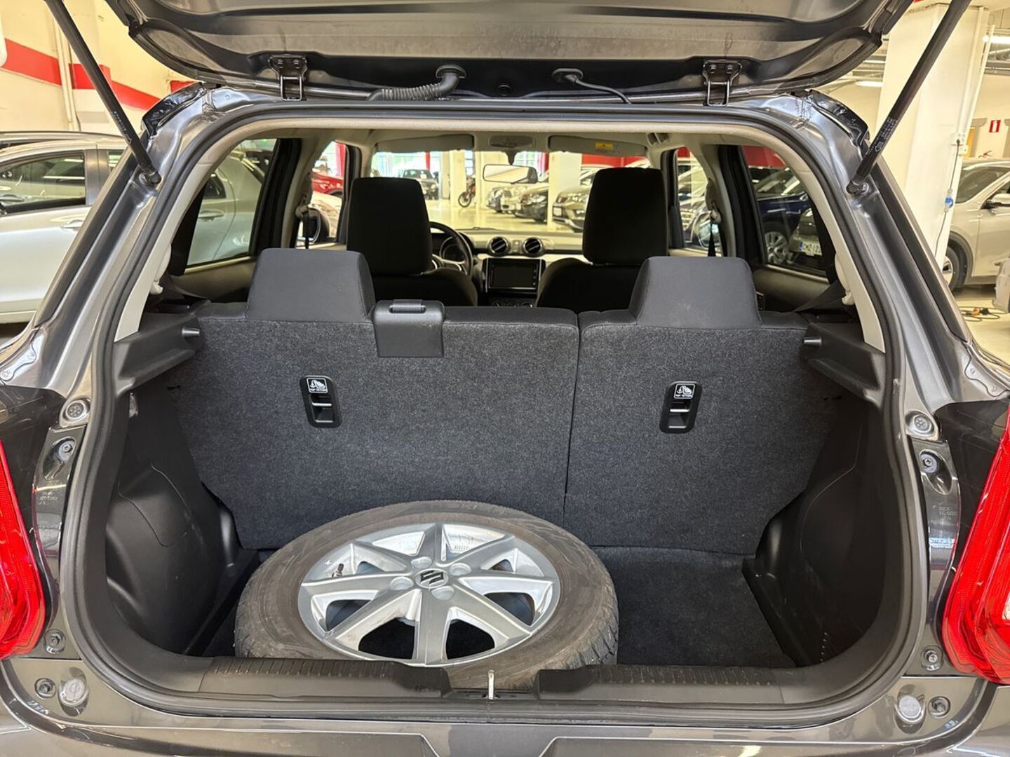 SUZUKI Swift 2017
