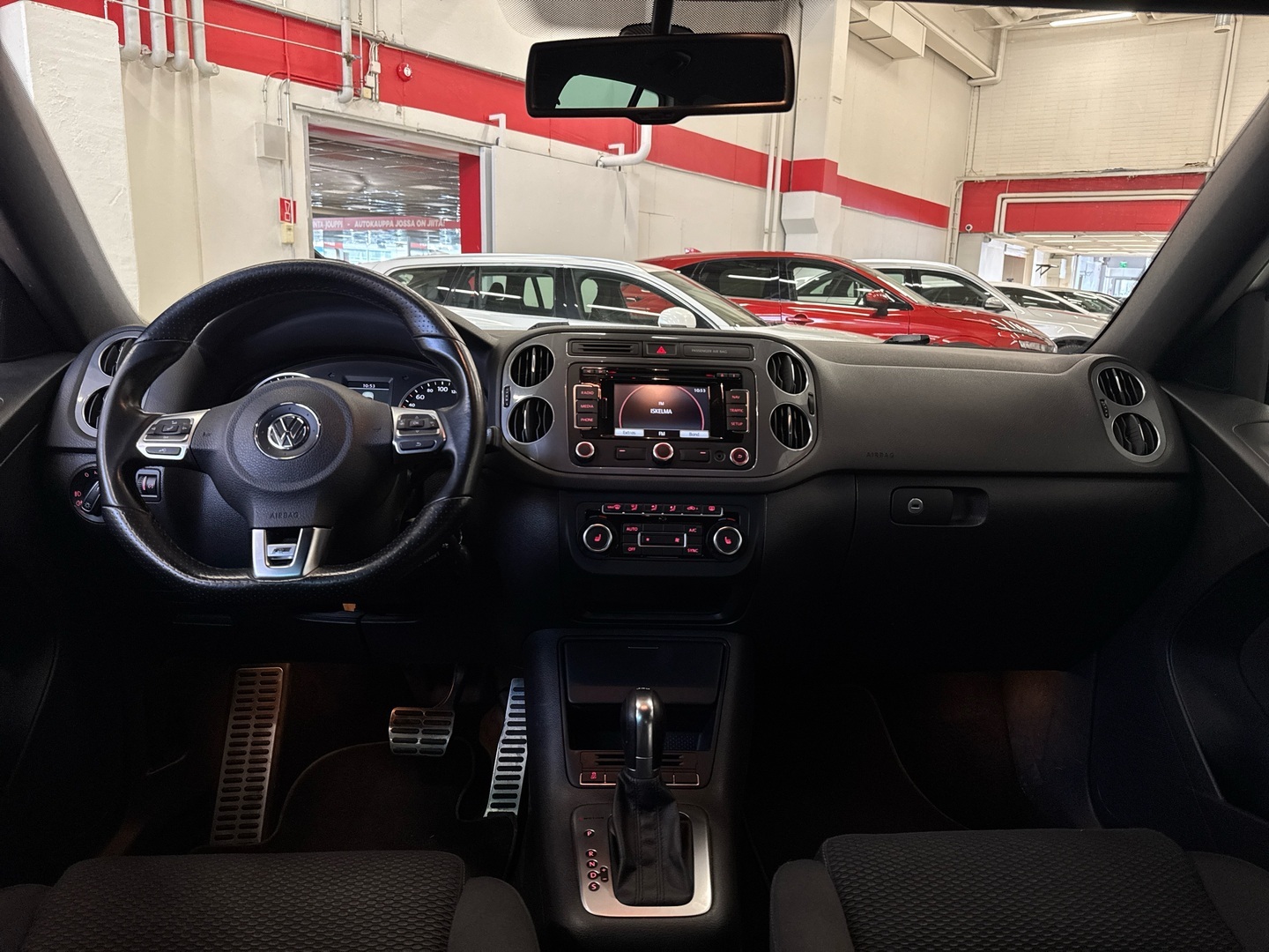 VOLKSWAGEN Tiguan 2014