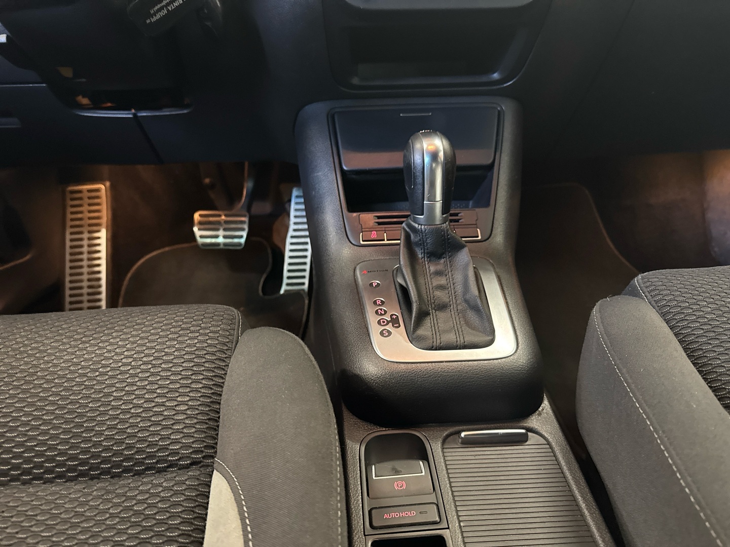 VOLKSWAGEN Tiguan 2014