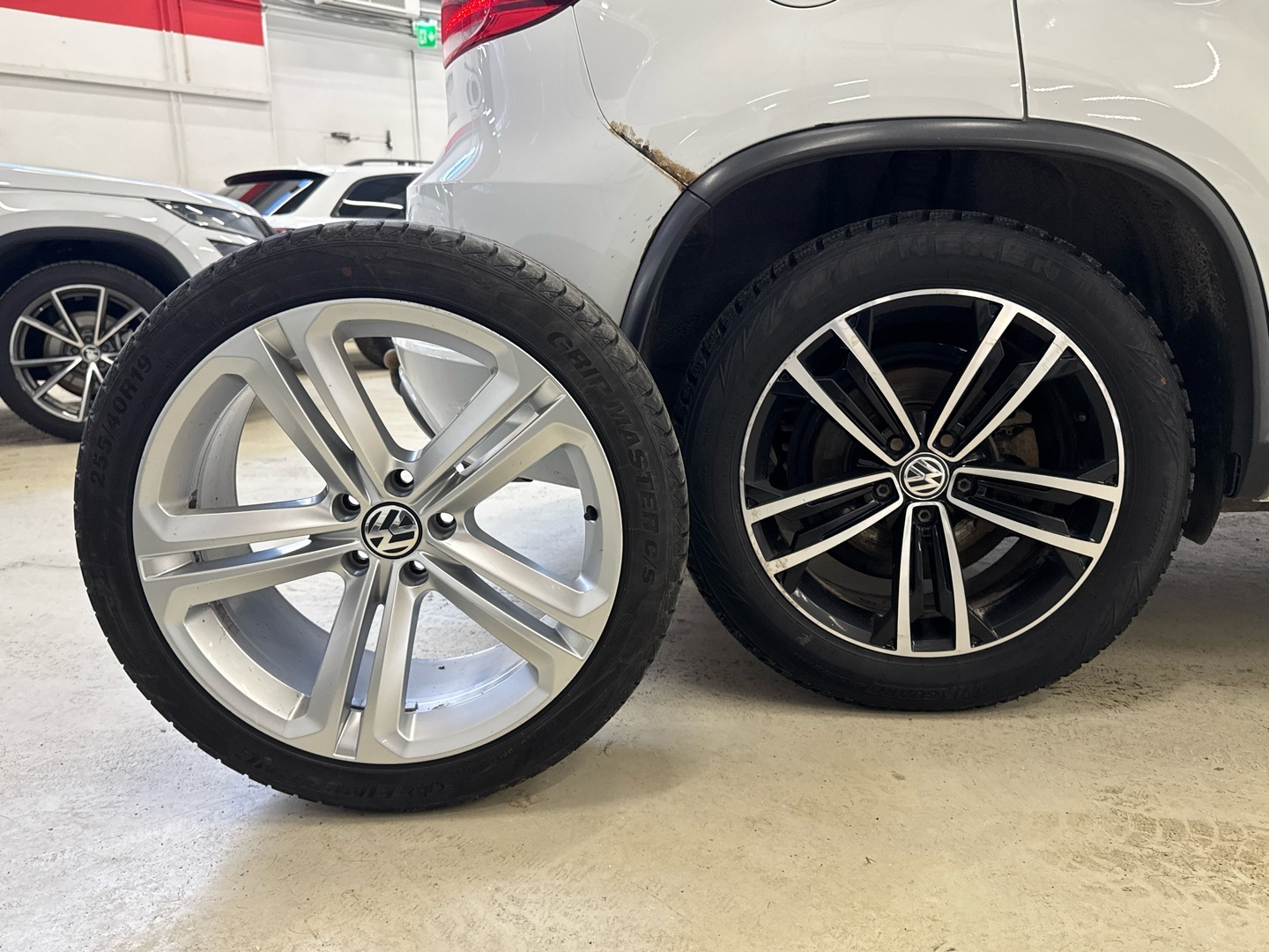 VOLKSWAGEN Tiguan 2014