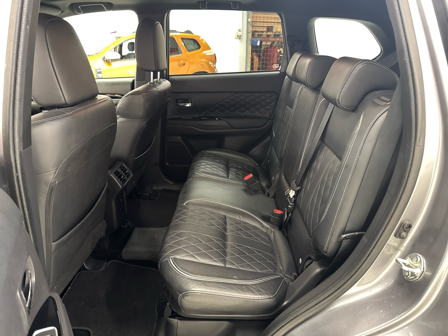 MITSUBISHI Outlander PHEV 2018